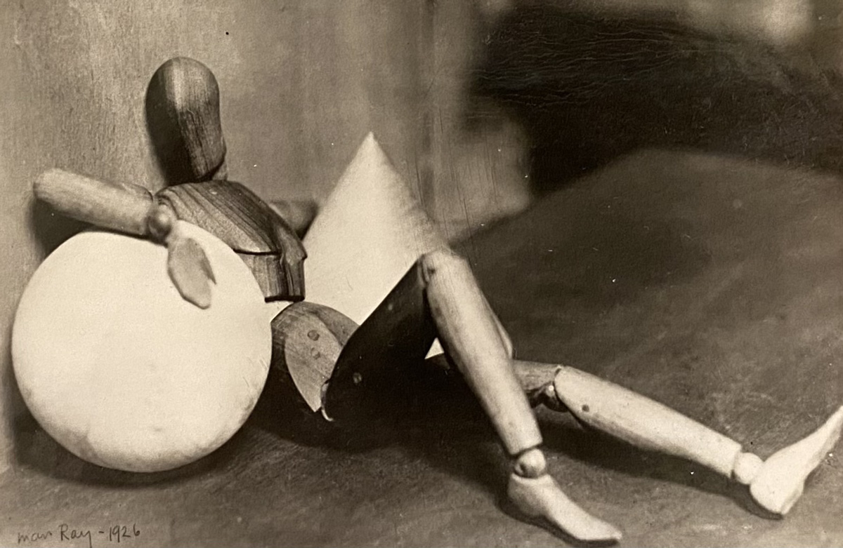 L’INTROVERSION D’ALIÉNÉ 1920—2020